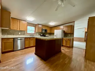 1225 Lynchs Corner Road, Elizabeth City, NC 27909 – photo 14: Kitchen 4