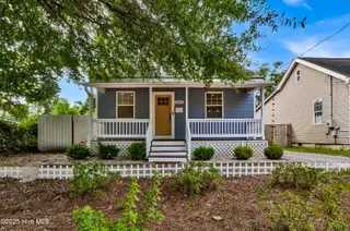 910 Walnut Street, Wilmington, NC 28401 – photo 1: P1699341