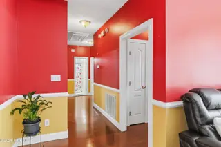 3612 Columbia Avenue NW, Wilson, NC 27896 – photo 5: Hall