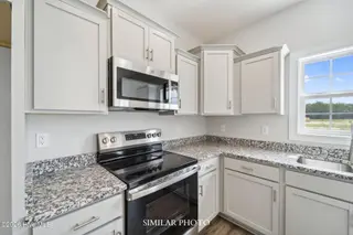 719 Gulley Lane, Jacksonville, NC 28546 – photo 17: SIMILAR PHOTO 33 (6)