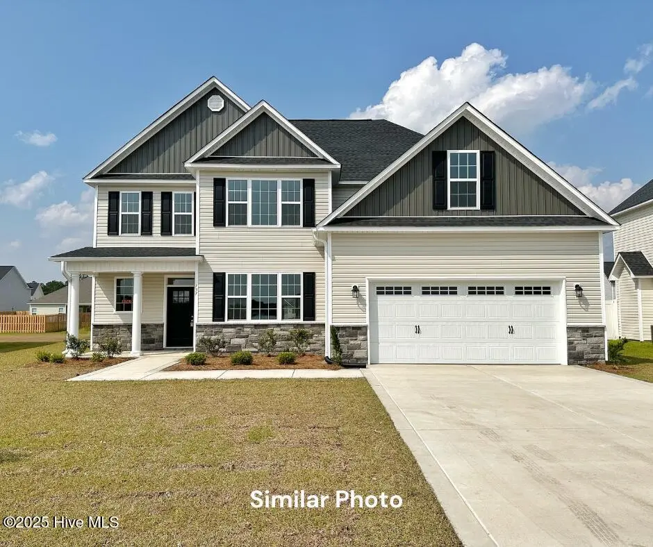 714 Secession Lane, Jacksonville, NC 28546 – photo 1 of 33: Laura E 39