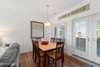 104 S 3rd Street I-1 & Slip 5 Atlantic Harbour, Morehead City, NC 28557 – photo 9: Dining area
