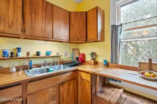 1908 Princess Street, Wilmington, NC 28405 – photo 22: 05kitchen4