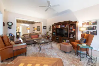 29 Abbottsford Drive, Pinehurst, NC 28374 — 3-bedroom home in Pinewild CC, Pinehurst, NC, photo 10 of 68: DSC_8297
