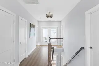21 Porpoise Place, North Topsail Beach, NC 28460 – photo 18: 018_21_porpoise_place-18_164