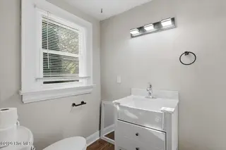 511 S Pine Street, Spring Hope, NC 27882 – photo 17: 29-511 S Pine St-29