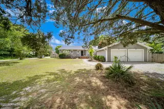 404 Porters Neck Road, Wilmington, NC 28411 — 3-bedroom home, Wilmington, NC, photo 3 of 43