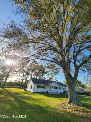 2523 Belgrade Swansboro Road, Maysville, NC 28555 – photo 1: 20260330_174803