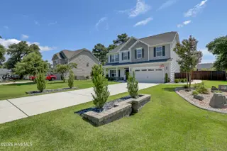 313 Red Cedar Drive, Sneads Ferry, NC 28460 — 4-bedroom home in The Preserve at Tidewater, Sneads Ferry, NC, photo 2 of 62