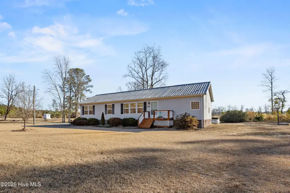 3805 Bell Williams Road, Currie, NC 28435 – photo 1 of 26: 2_front exterior