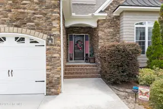 107 Tomahawk Court, Whispering Pines, NC 28327 – photo 5: 05