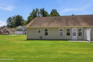 209 Hawks Bluff Drive, New Bern, NC 28560 – photo 24: 209 Hawks Bluff Drive