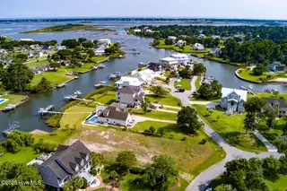 119 L 10 Cape Point Boulevard, Cape Carteret, NC 28584 – photo 18: Short distance from ICW