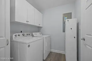 310 Joan Court, Beaufort, NC 28516 – photo 12: Laundry Room