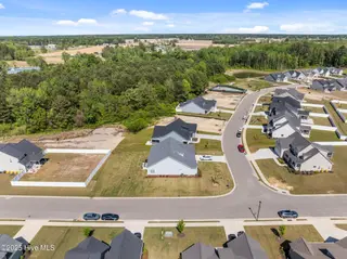 911 Hunter Grace Drive, Winterville, NC 28590 – photo 10: 10-web-or-mls-DJI_0170