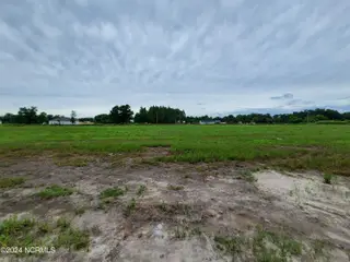 623 Bright Harvest Drive, Maysville, NC 28555 – photo 10: Similar