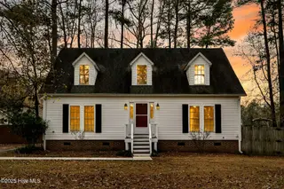 266 North Drive, Rocky Point, NC 28457 — 3-bedroom home in Rambling Branch, Rocky Point, NC, photo 3 of 40: 266NorthDrive-2_Dusk