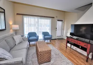 269 W Second Street 15g, Ocean Isle Beach, NC 28469 – photo 6: LR3