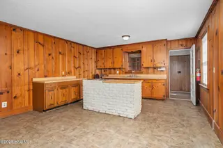 821 Oakland Avenue, Rocky Mount, NC 27804 – photo 16: Huge Eat-In Kitchen
