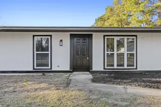 402 Shamrock Drive, Jacksonville, NC 28540 – photo 2: IMG_7503