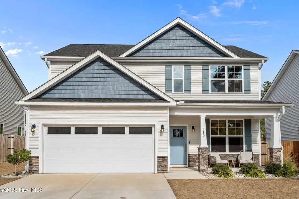 910 Terraces Lane, Hampstead, NC 28443 – photo 1 of 53: 1-web-or-mls-01