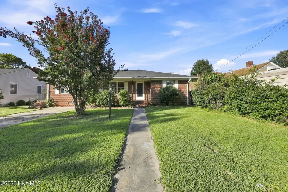 920 Hunnicutt Avenue, Elizabeth City, NC 27909 – photo 1 of 35: 2__39a1512