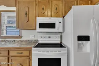 1317 Old Grantham Road, Goldsboro, NC 27530 – photo 7: 1317 Old Grantham Rd-11