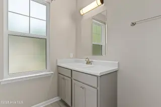218 Spring Drive, Jacksonville, NC 28540 – photo 12: 20 (7)