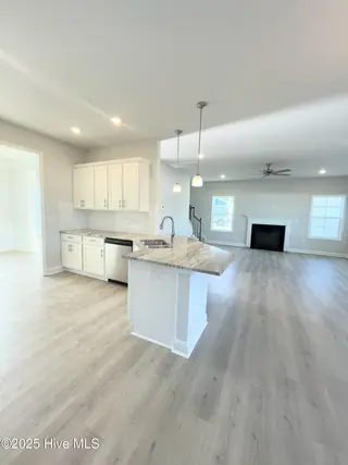 1000 Dynamic One Drive, New Bern, NC 28562 – photo 21: IMG_1418