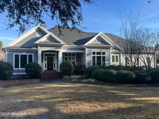 1907 Pembroke Jones Drive, Wilmington, NC 28405 — 4-bedroom home in Landfall, Wilmington, NC, photo 2 of 49: IMG_9439