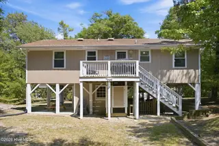 137 Doe Drive, Emerald Isle, NC 28594 – photo 3: 4-web-or-mls-img_4042