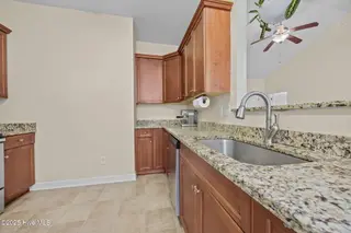257 E Ivybridge Drive, Hubert, NC 28539 – photo 11: 19-web-or-mls-257 E Ivybridge Dr. 45