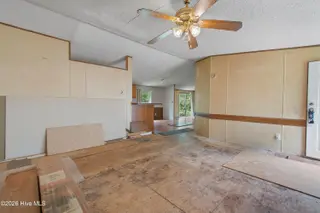 501 Justin Lane SW, Supply, NC 28462 — 3-bedroom manufactured home, Supply, NC, photo 6 of 32: 501JustinLnSW - 9