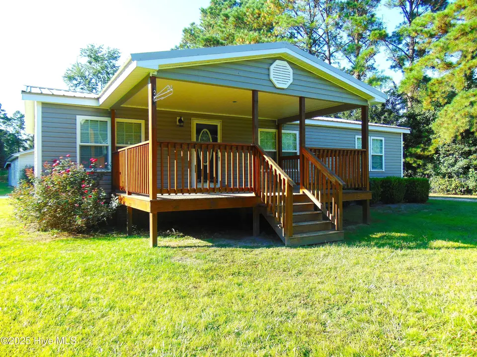 588 Luther Banks Road, Richlands, NC 28574 – photo 1 of 56: Main Picture #1