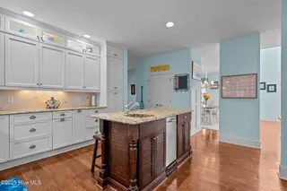 745 Settlers Lane, Kure Beach, NC 28449 – photo 15: 32-web-or-mls-DSC03562