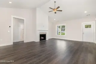 604 Tuscany Circle, Princeton, NC 27569 – photo 4: 004_file_381
