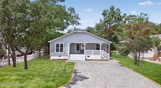 137 NE 31st Street, Oak Island, NC 28465 – photo 6