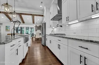 135 Spicer Lake Drive, Holly Ridge, NC 28445 – photo 11: Kitchen