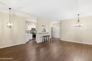1600 Sturdivant Drive Apt 28, Wilmington, NC 28403 – photo 8: 008_1600_studivant_drive-8_837