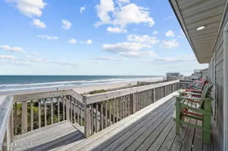 3930 Island Drive, North Topsail Beach, NC 28460 – photo 6: 9-web-or-mls-09