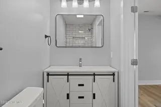 723 & 725 N Market Street, Washington, NC 27889 – photo 17: 725 Bathroom 1 downstairs