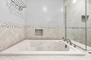 1622 Midgett Drive, Elizabeth City, NC 27909 – photo 21: Bathroom 1
