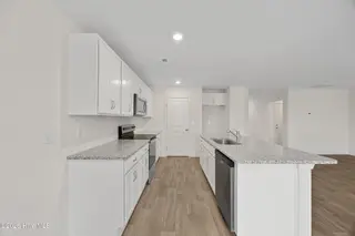 4688 Swimming Lane 126, Shallotte, NC 28470 – photo 14: 20_kitchen