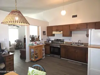3611 Windy Trail, New Bern, NC 28560 — 2-bedroom home in Taylors Creek, New Bern, NC, photo 10 of 18