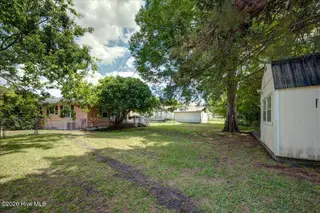 613 Franklin Avenue, New Bern, NC 28560 – photo 7: 07-613_Franklin-22