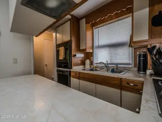 3002 Canal Cove Road, Lake Waccamaw, NC 28450 – photo 17: Kitchen4