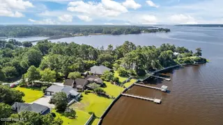 138 White Oak Bluff Road, Stella, NC 28582 – photo 3: 63-web-or-mls-DJI_20250725103202_0347_D