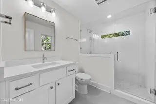 708 Bonham Avenue, Wilmington, NC 28403 – photo 19: 31_bathroom