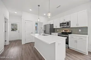 514 Church Street, Wilmington, NC 28401 – photo 8: 33-web-or-mls-IMG_6499