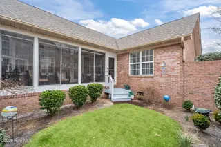 117 Lighthouse Drive, Carolina Beach, NC 28428 – photo 6: 51-web-or-mls-DSC05463